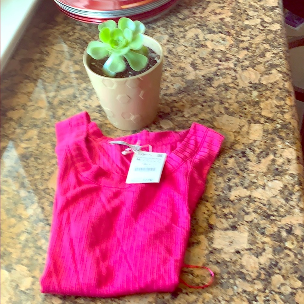 Pink tank top
